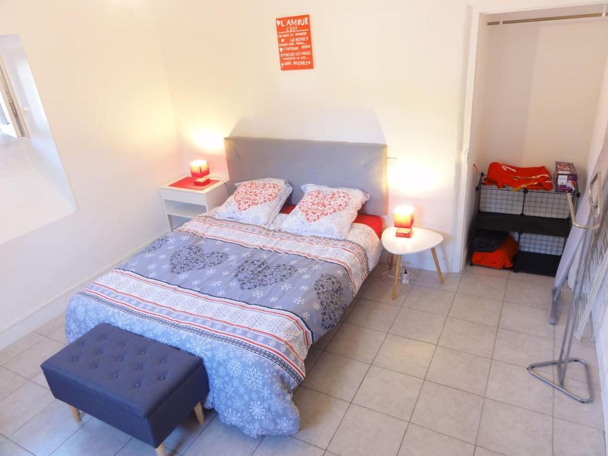 Au Petit Marcadal **Sanctuaires, Hopital, Gare** Lägenhet Lourdes Exteriör bild
