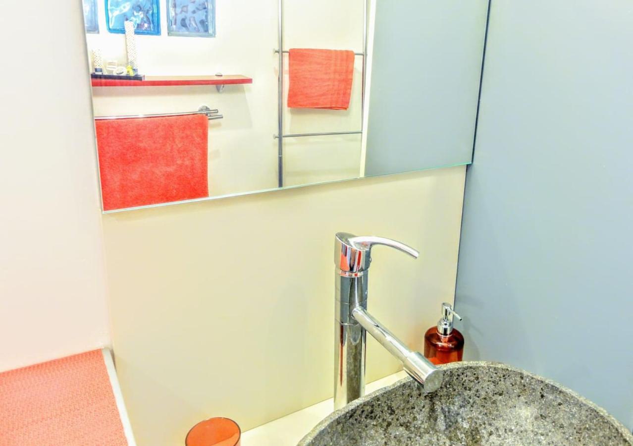 Au Petit Marcadal **Sanctuaires, Hopital, Gare** Lägenhet Lourdes Exteriör bild